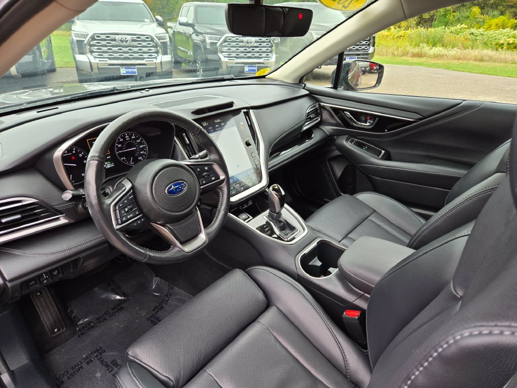Used 2025 Subaru Outback Limited XT AWD/4WD image 14