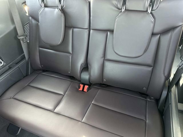 New 2026 Ford Explorer Platinum image 23