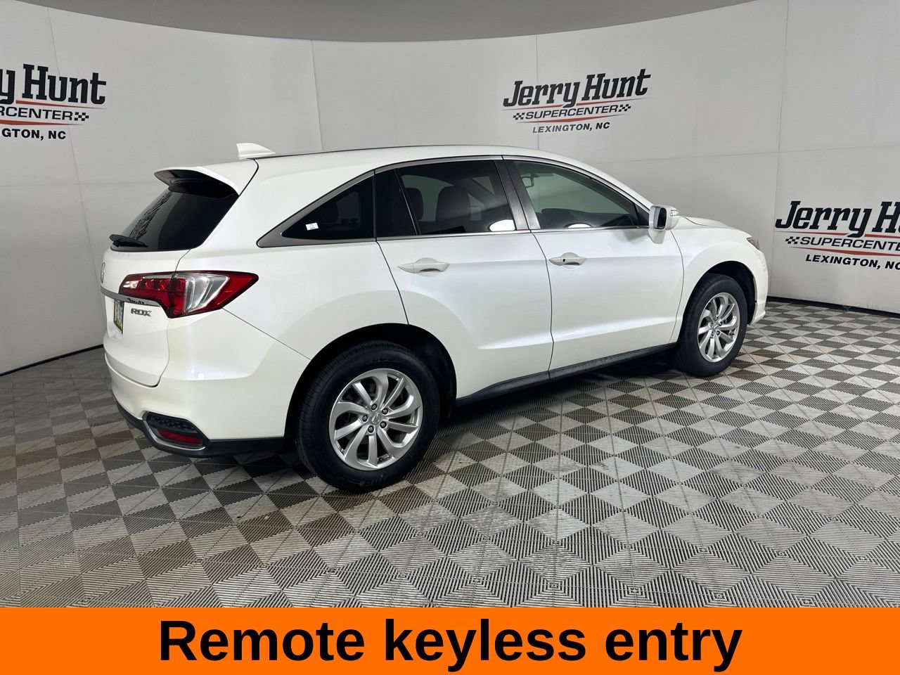 Used 2017 Acura RDX FWD w/ Technology Package image 5