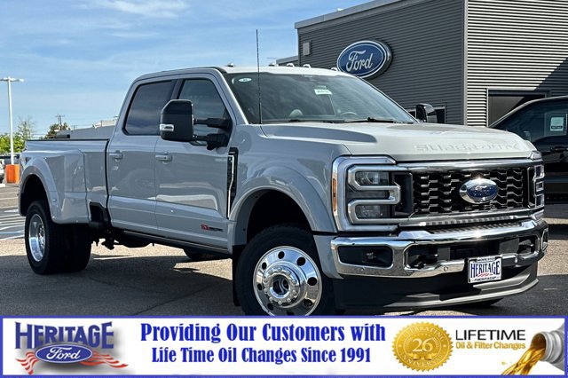 New 2026 Ford F450 Lariat w/ Lariat Ultimate Package