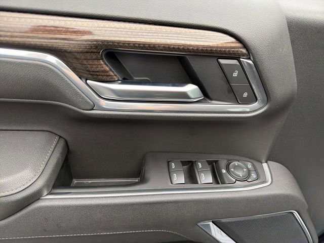 Used 2025 Chevrolet Silverado 1500 LT image 16
