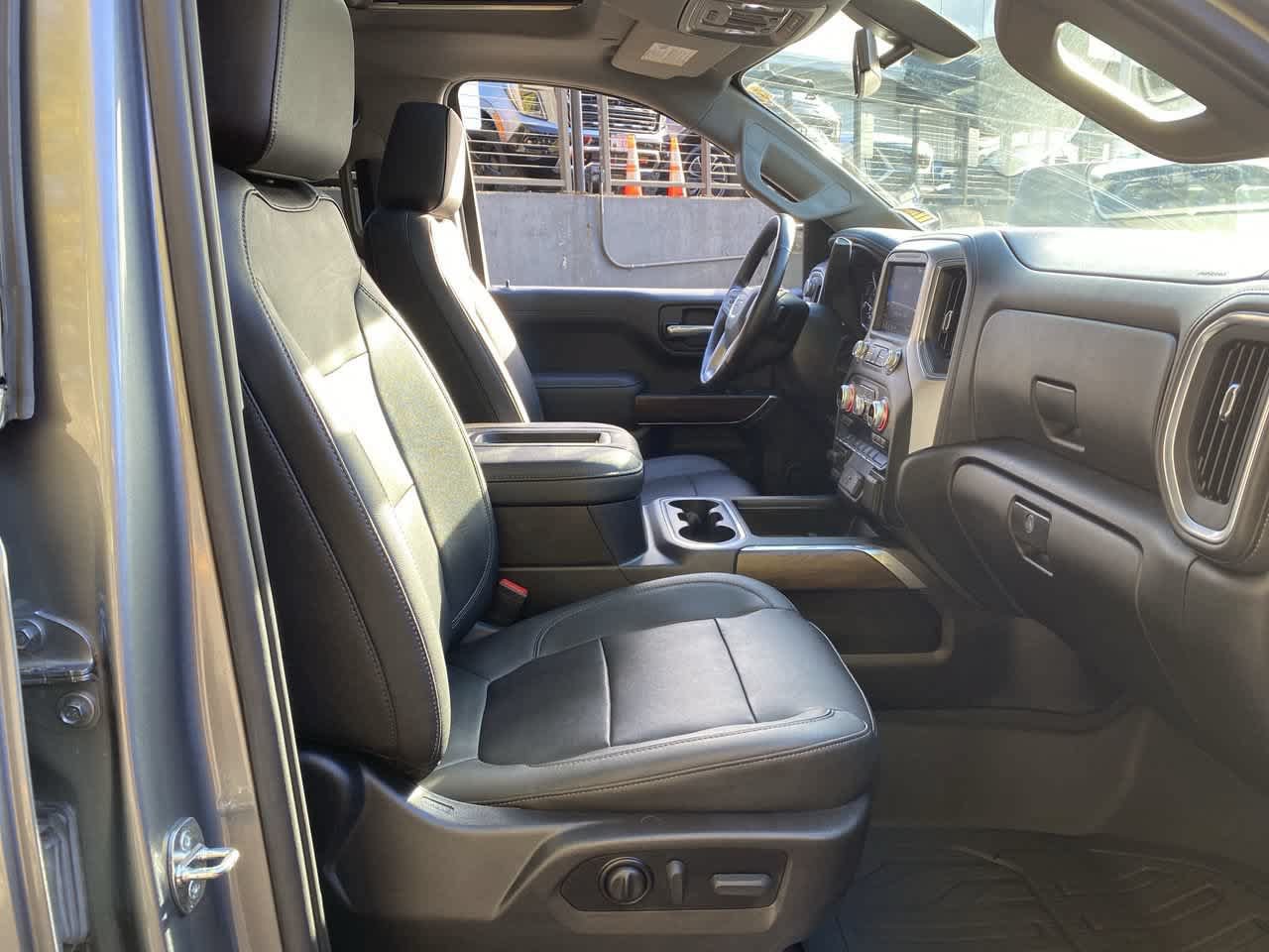 Used 2021 GMC Sierra 1500 SLT w/ SLT Premium Package AWD/4WD image 18