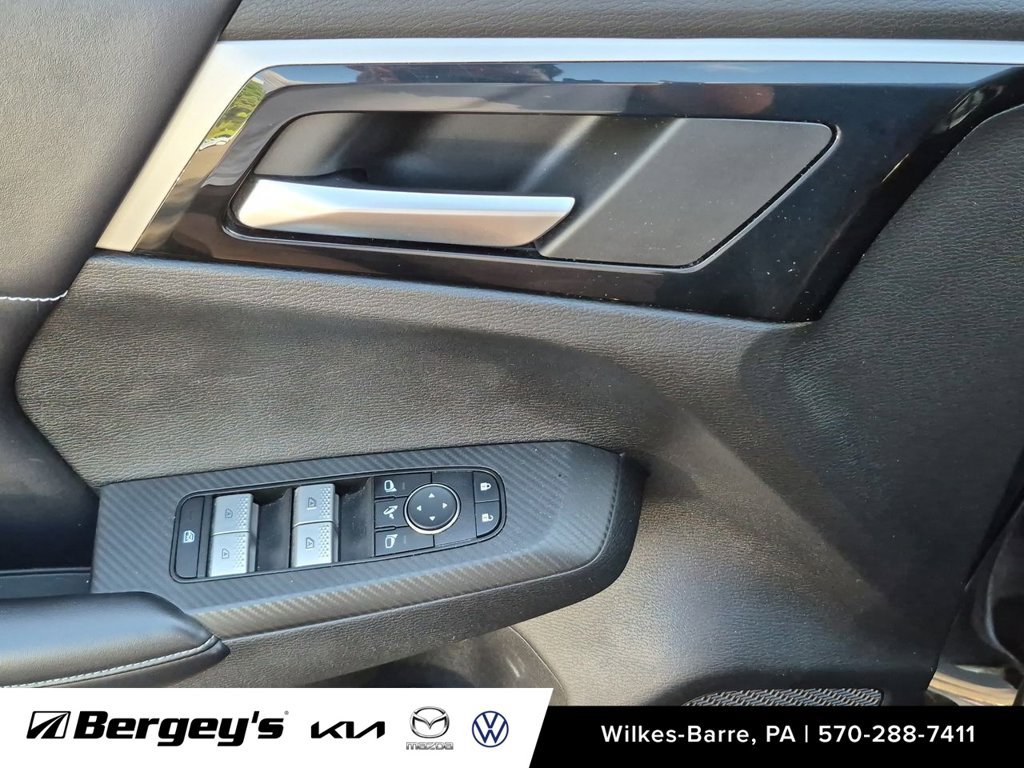 Used 2023 Mitsubishi Outlander SE AWD/4WD image 22
