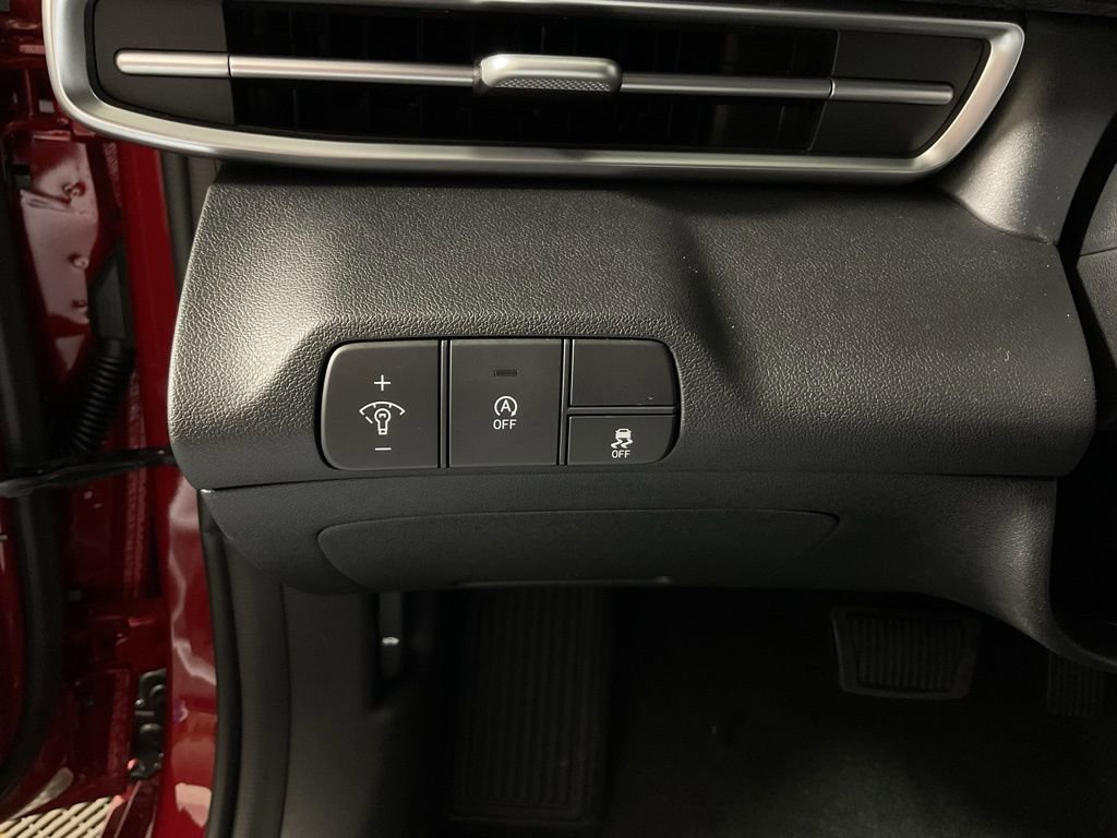 New 2025 Hyundai Elantra SE image 29