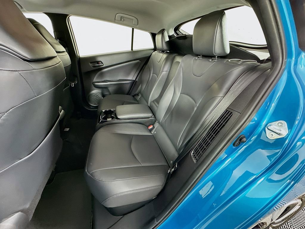 Used 2019 Toyota Prius Prime Premium image 24