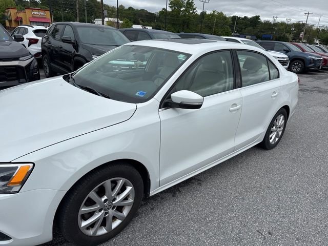 Used 2014 Volkswagen Jetta SE FWD image 1