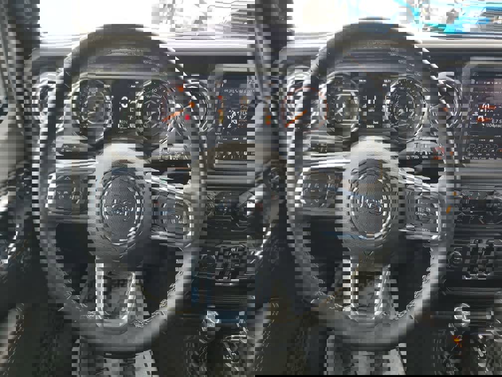 Used 2020 Jeep Wrangler Unlimited Sahara image 19