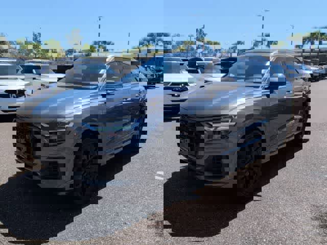 Used 2019 Audi Q8 Premium Plus w/ Premium Plus image 4