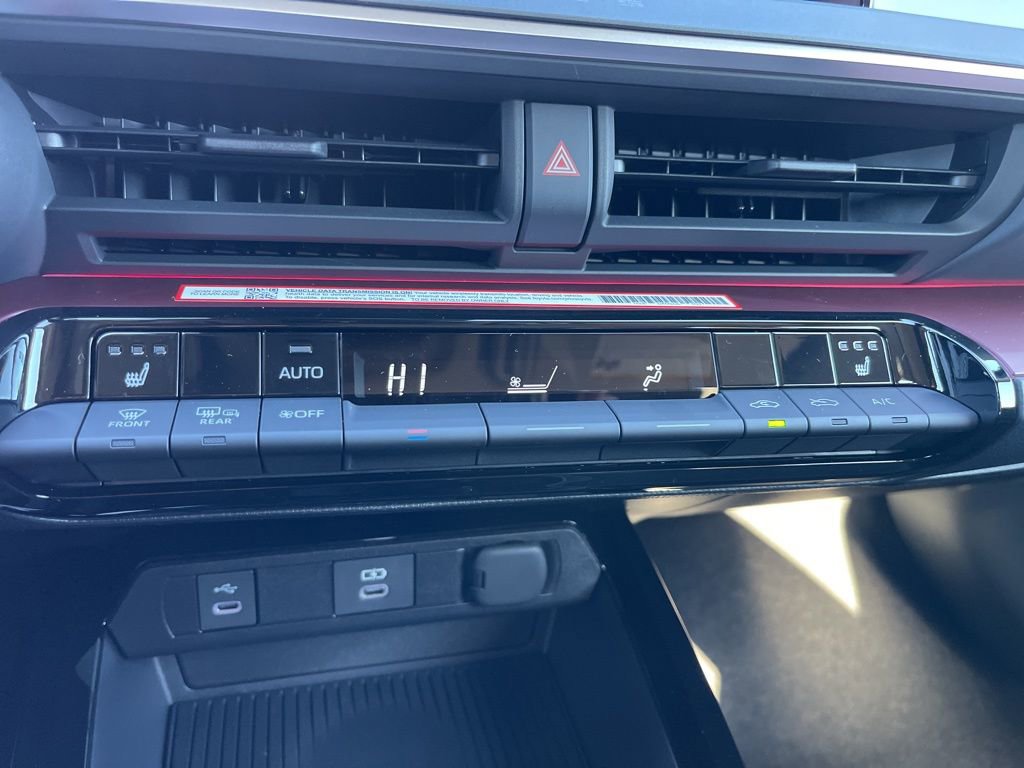 New 2026 Toyota Prius Plug-In Hybrid image 12