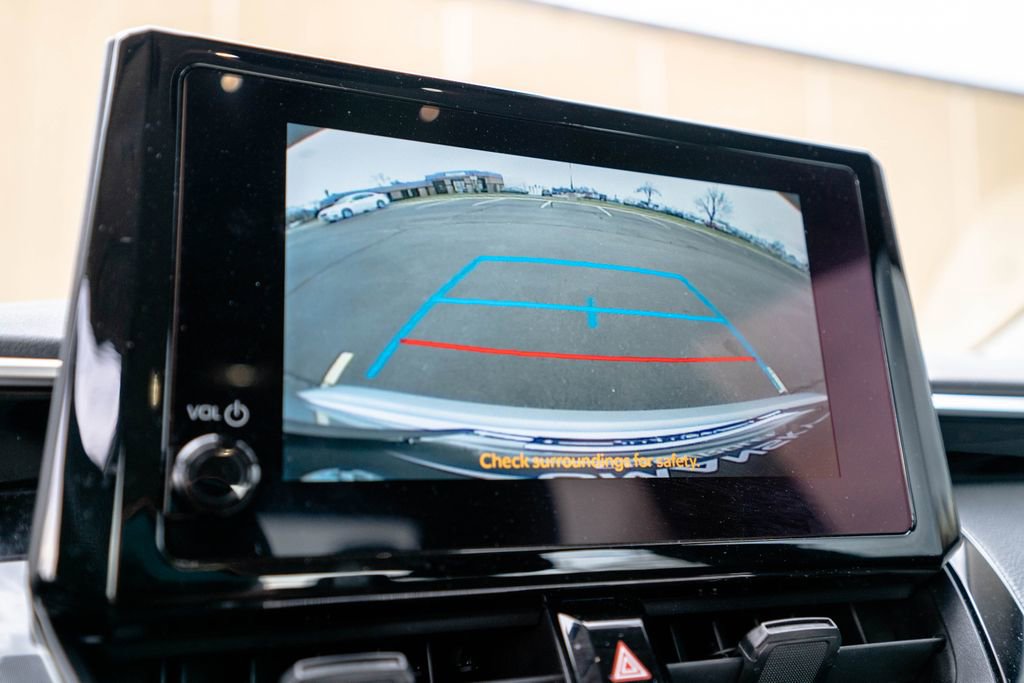 Used 2024 Toyota Corolla LE FWD image 21
