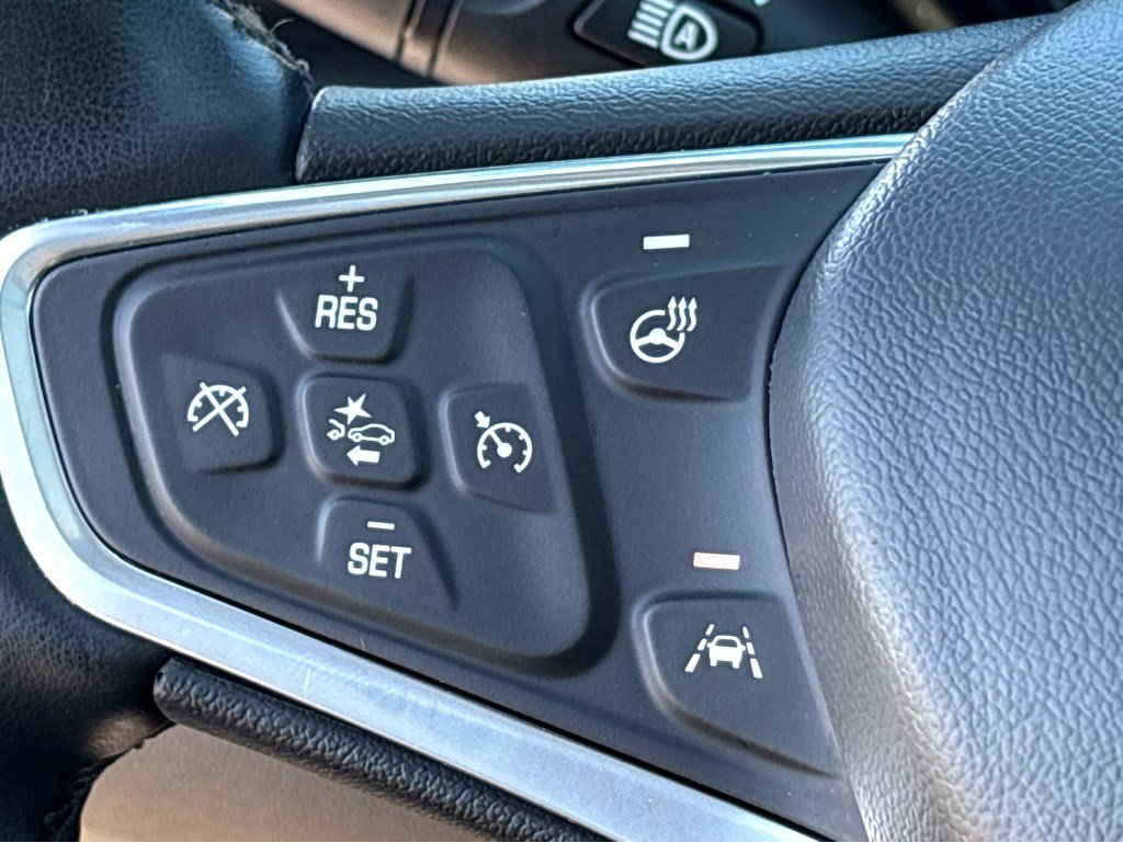 Certified 2023 Chevrolet Equinox Premier FWD image 18