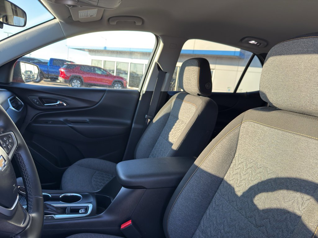 Used 2023 Chevrolet Equinox LT image 26