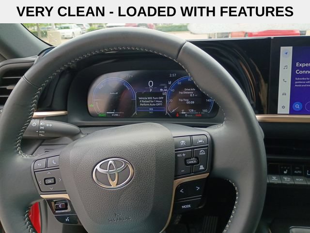 Used 2024 Toyota Crown AWD/4WD image 11