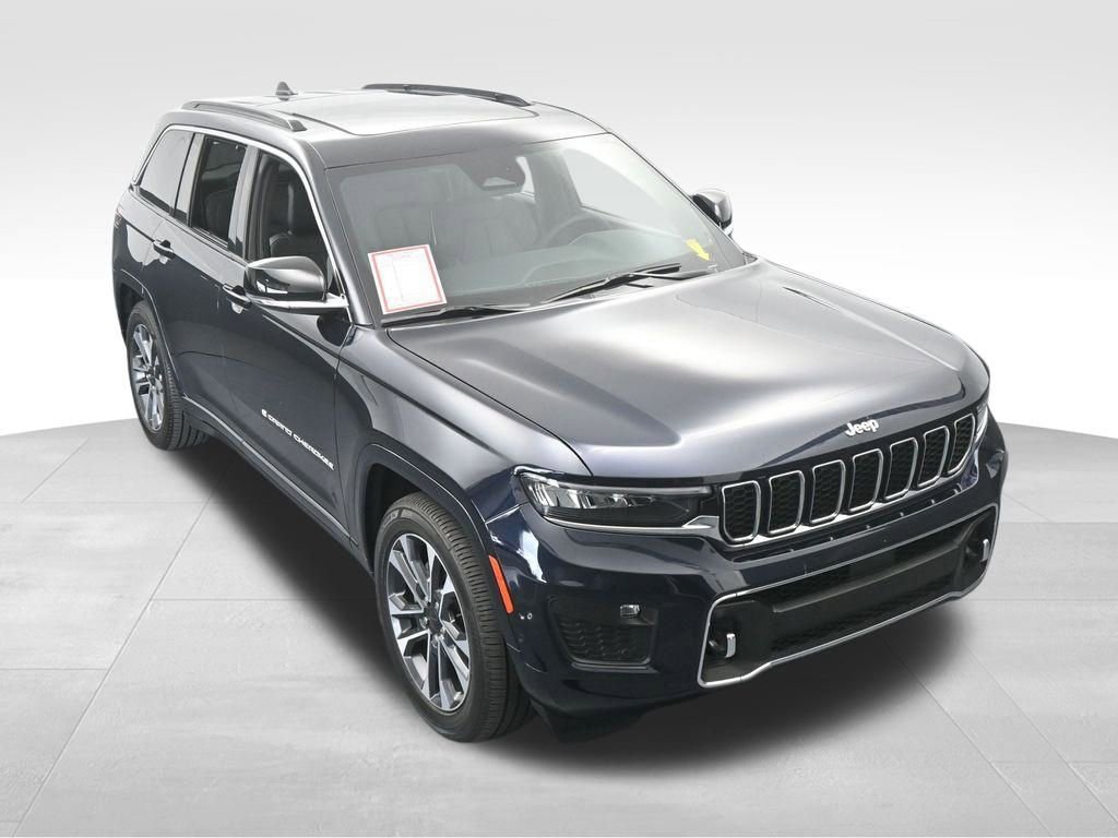 Used 2024 Jeep Grand Cherokee Overland w/ Luxury Tech Group IV image 62