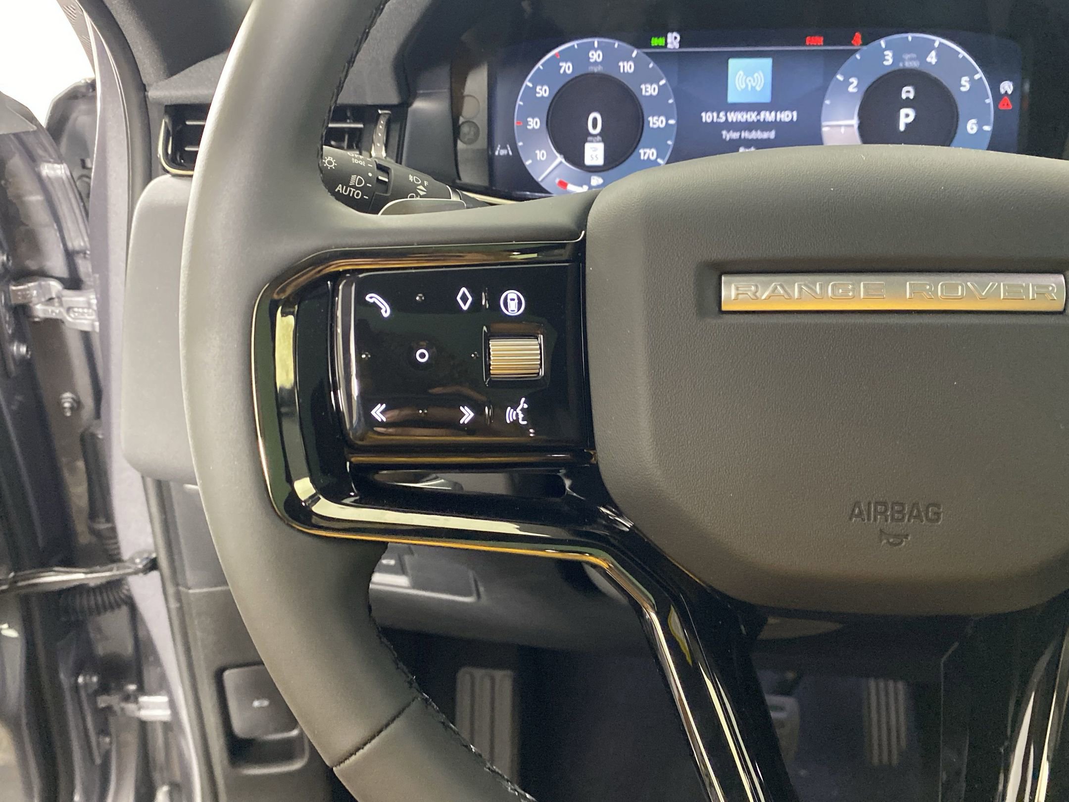 Certified 2026 Land Rover Range Rover Evoque S AWD/4WD image 15