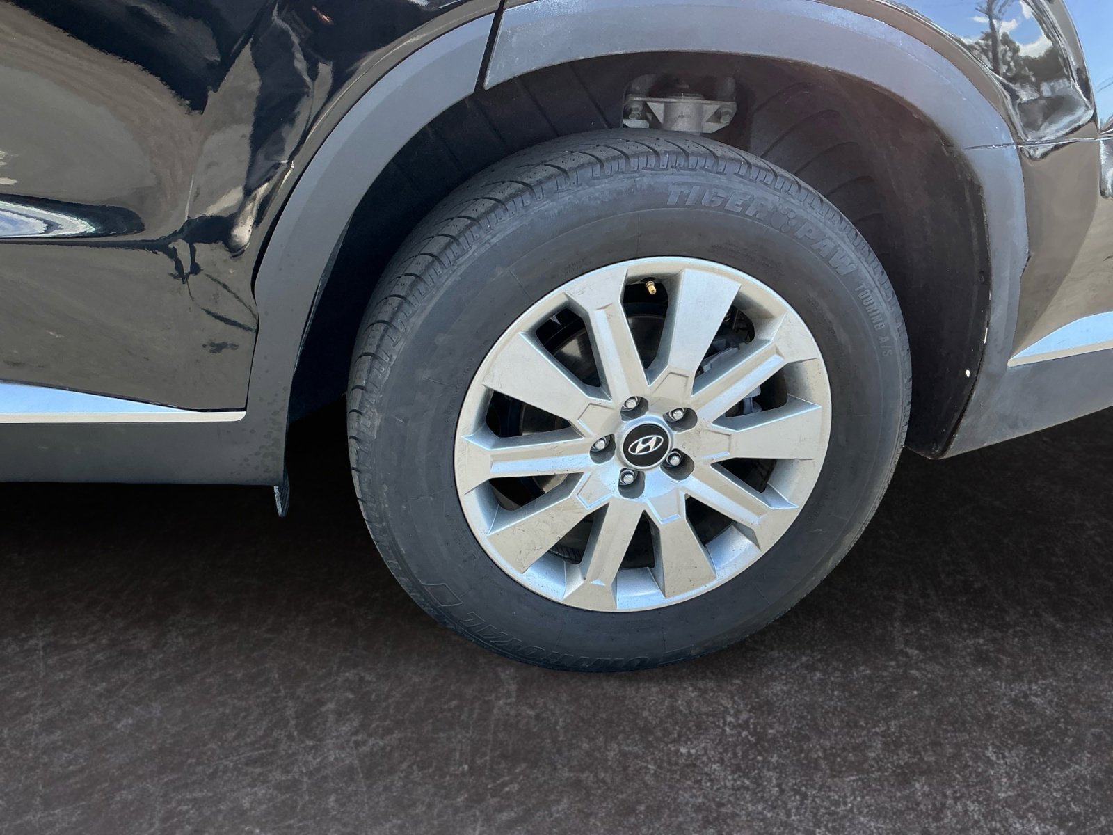 Used 2024 Hyundai Palisade SEL FWD image 9