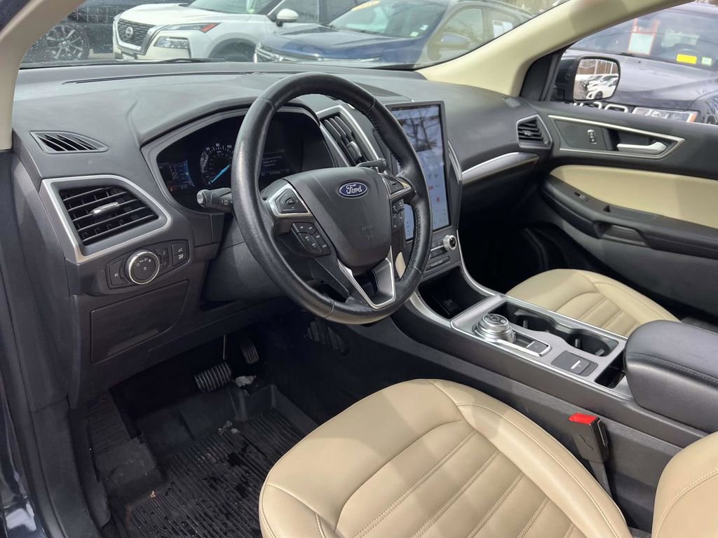 Used 2022 Ford Edge SEL w/ Convenience Package image 17
