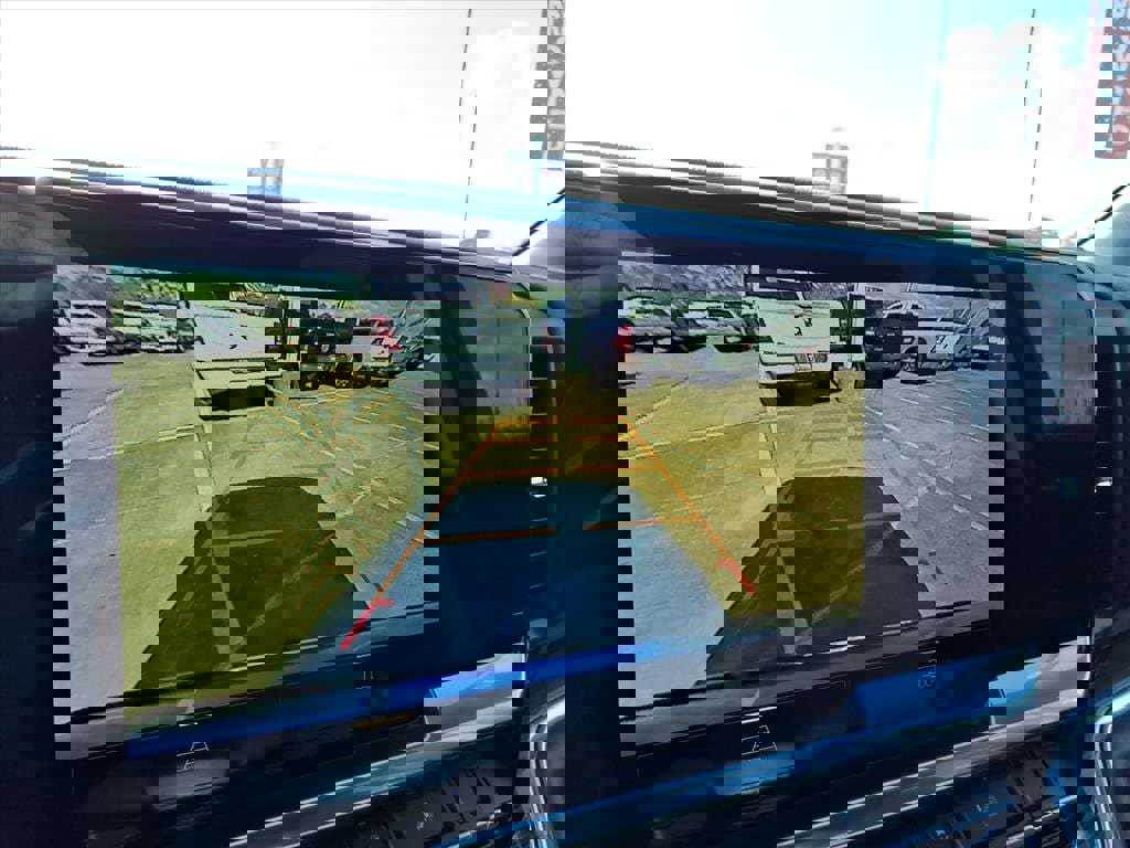 Used 2025 Chevrolet Silverado 1500 LT RWD image 19