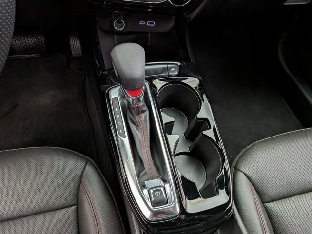Used 2025 Chevrolet Trax RS w/ Driver Confidence Package FWD image 27