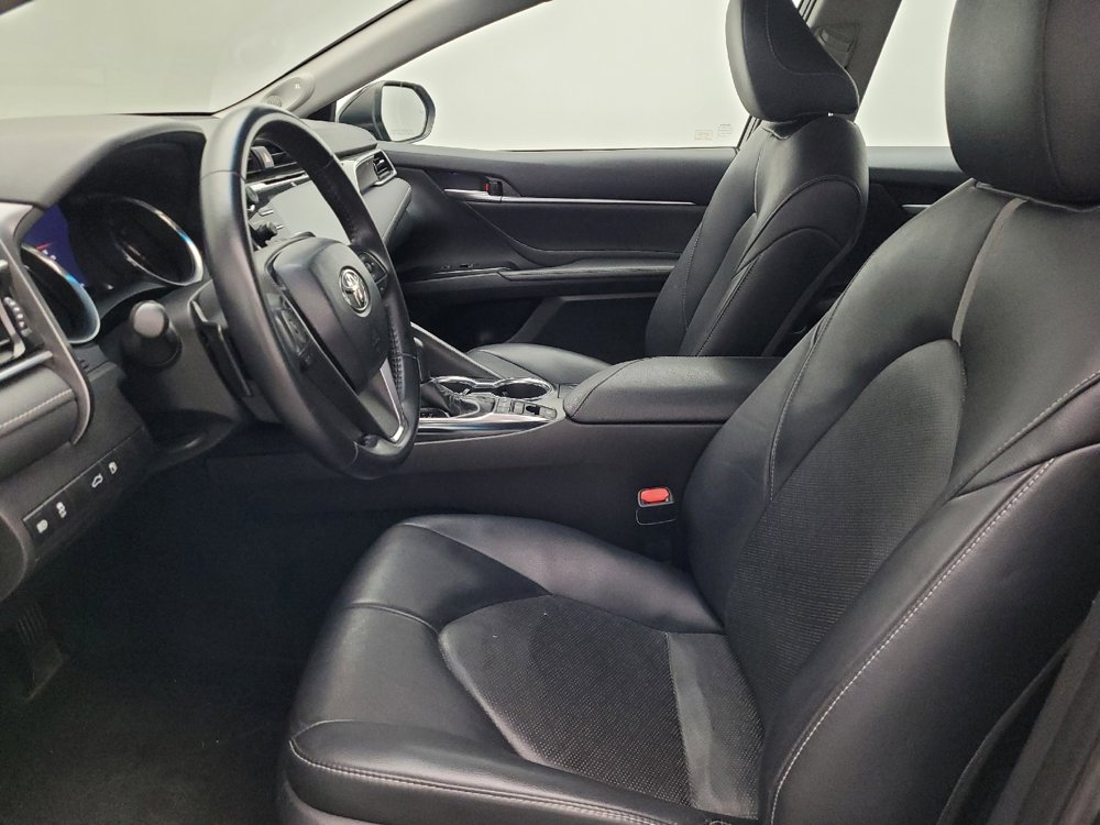 Used 2018 Toyota Camry XSE image 17