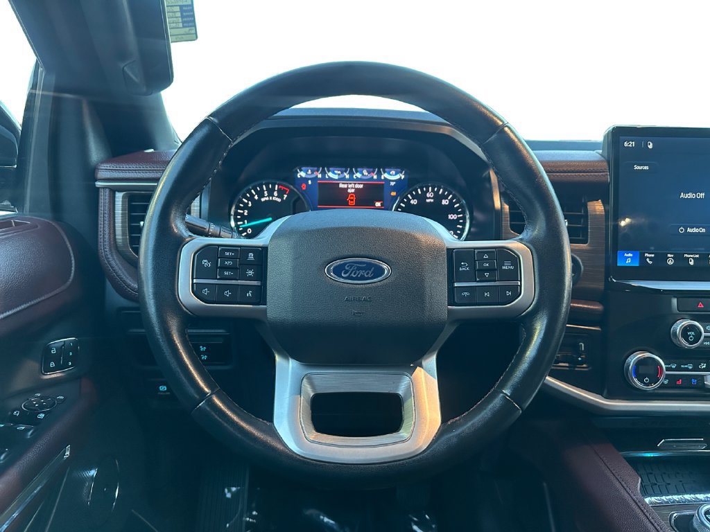 Used 2023 Ford Expedition Limited AWD/4WD image 14
