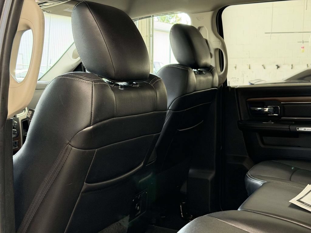 Used 2017 RAM 1500 Laramie AWD/4WD image 41