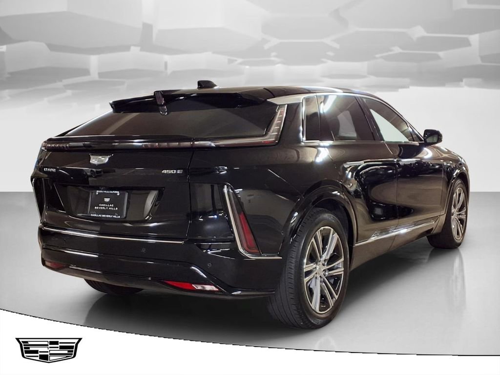 Certified 2024 Cadillac Lyriq Luxury RWD image 2