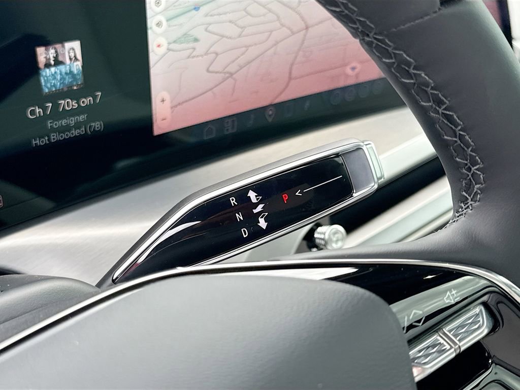 New 2026 Cadillac Vistiq Sport w/ LPO, Floor Liner Package image 17
