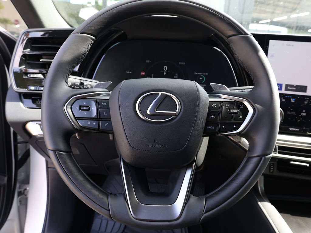 Used 2025 Lexus RX 350h w/ Accessory Package (Z1) AWD/4WD image 35