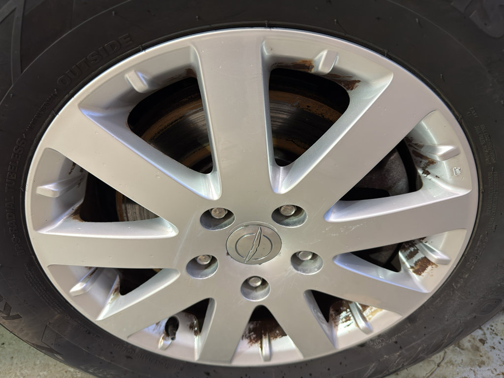 Used 2016 Chrysler Town & Country Touring image 35