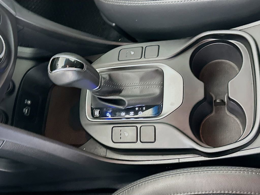 Used 2017 Hyundai Santa Fe SE w/ SE Premium Package 02 image 16