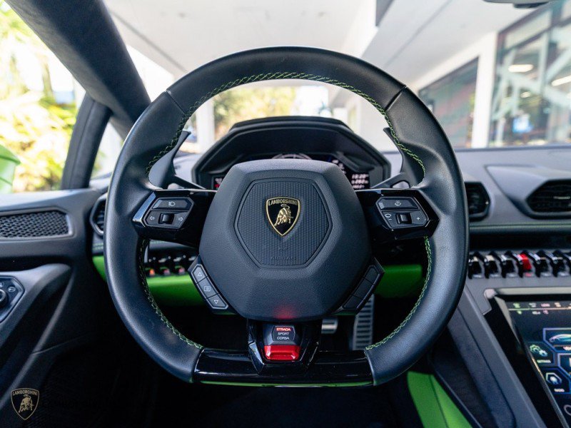 Used 2022 Lamborghini Huracan EVO RWD image 20