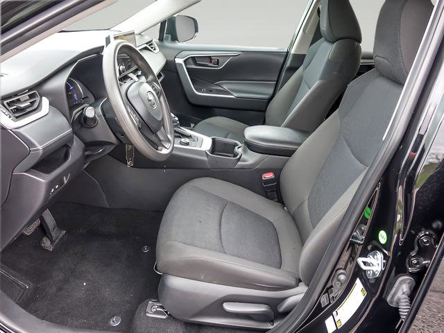 Certified 2024 Toyota RAV4 LE AWD/4WD image 10