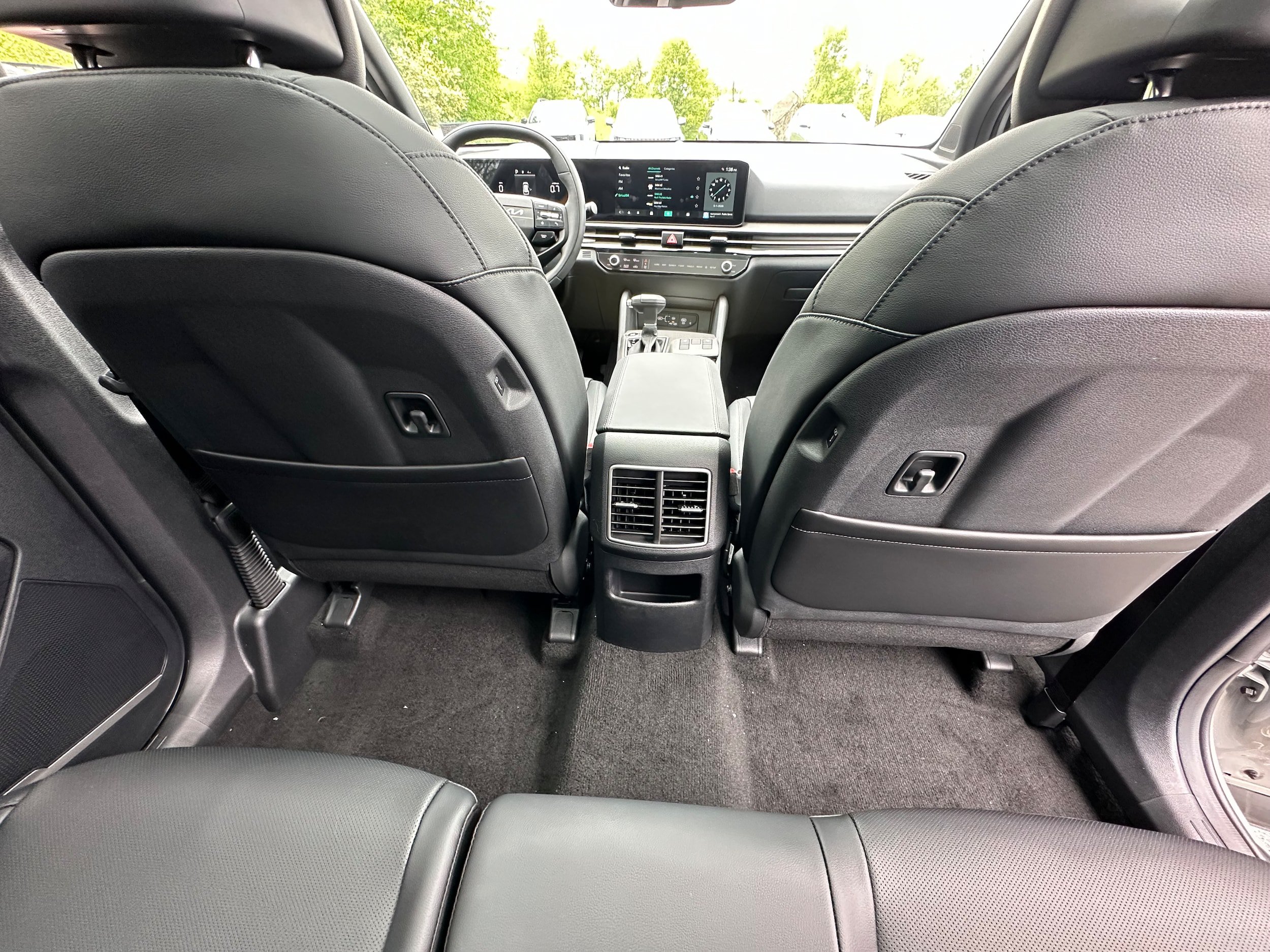 New 2026 Kia Sportage X-Line w/ X-Line Premium Package AWD/4WD image 18