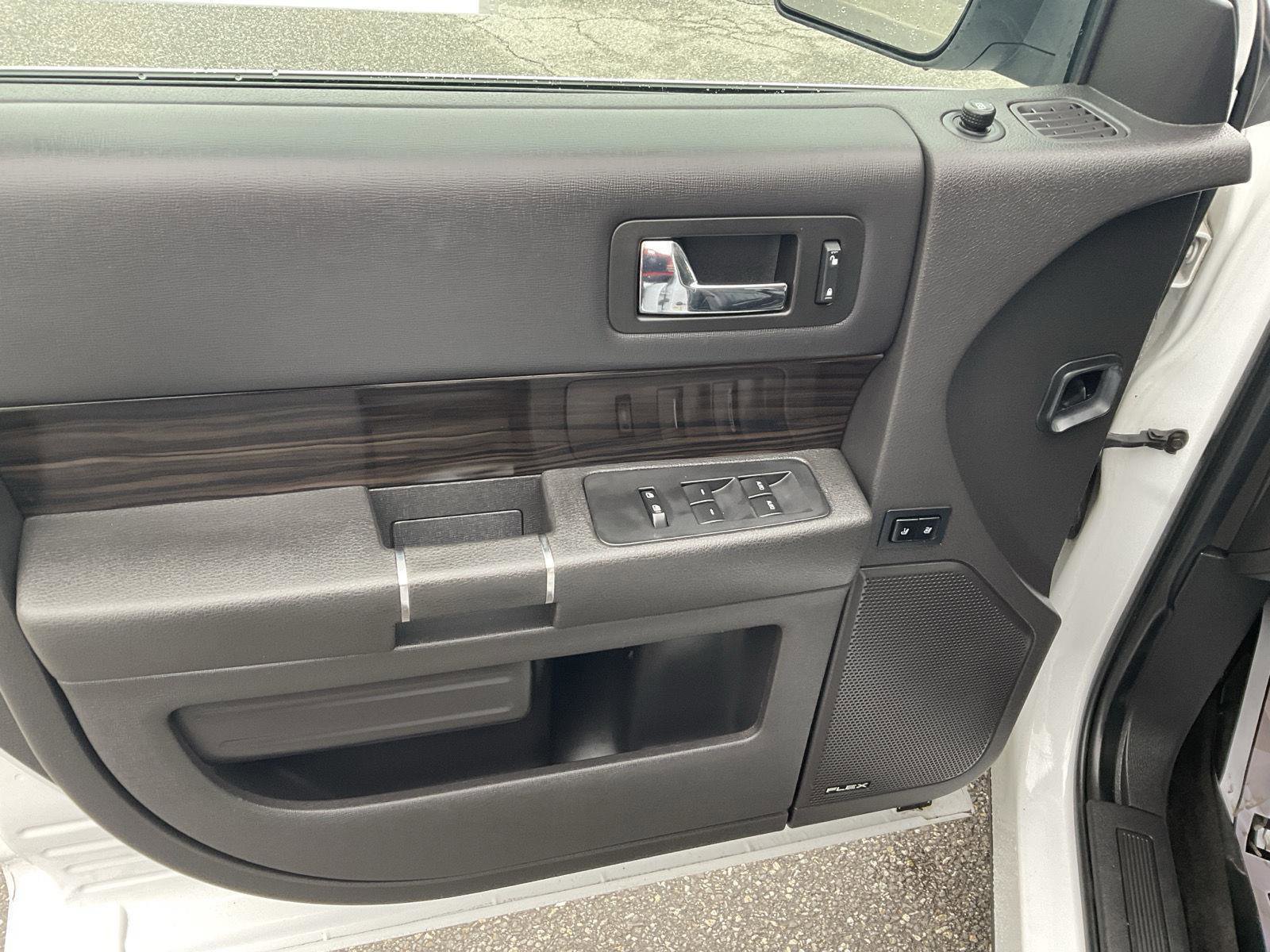 Used 2019 Ford Flex SEL w/ Equipment Group 202A image 14