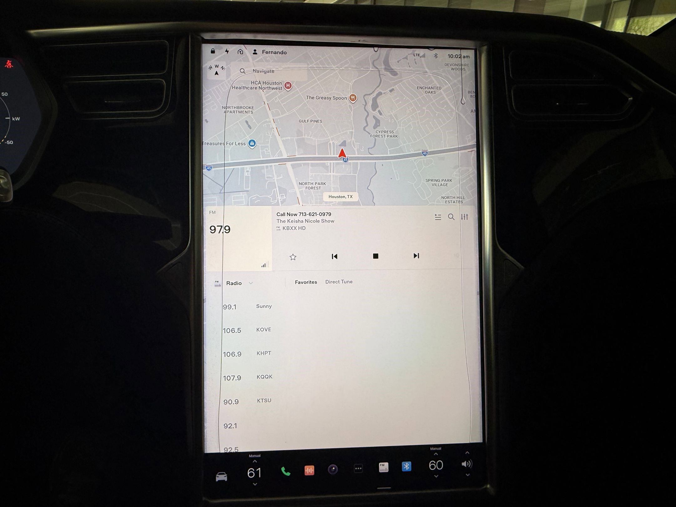 Used 2016 Tesla Model X 60D image 31