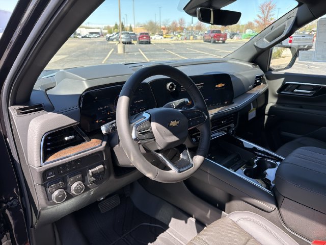 New 2026 Chevrolet Tahoe High Country w/ Sun And Tow Package AWD/4WD image 11