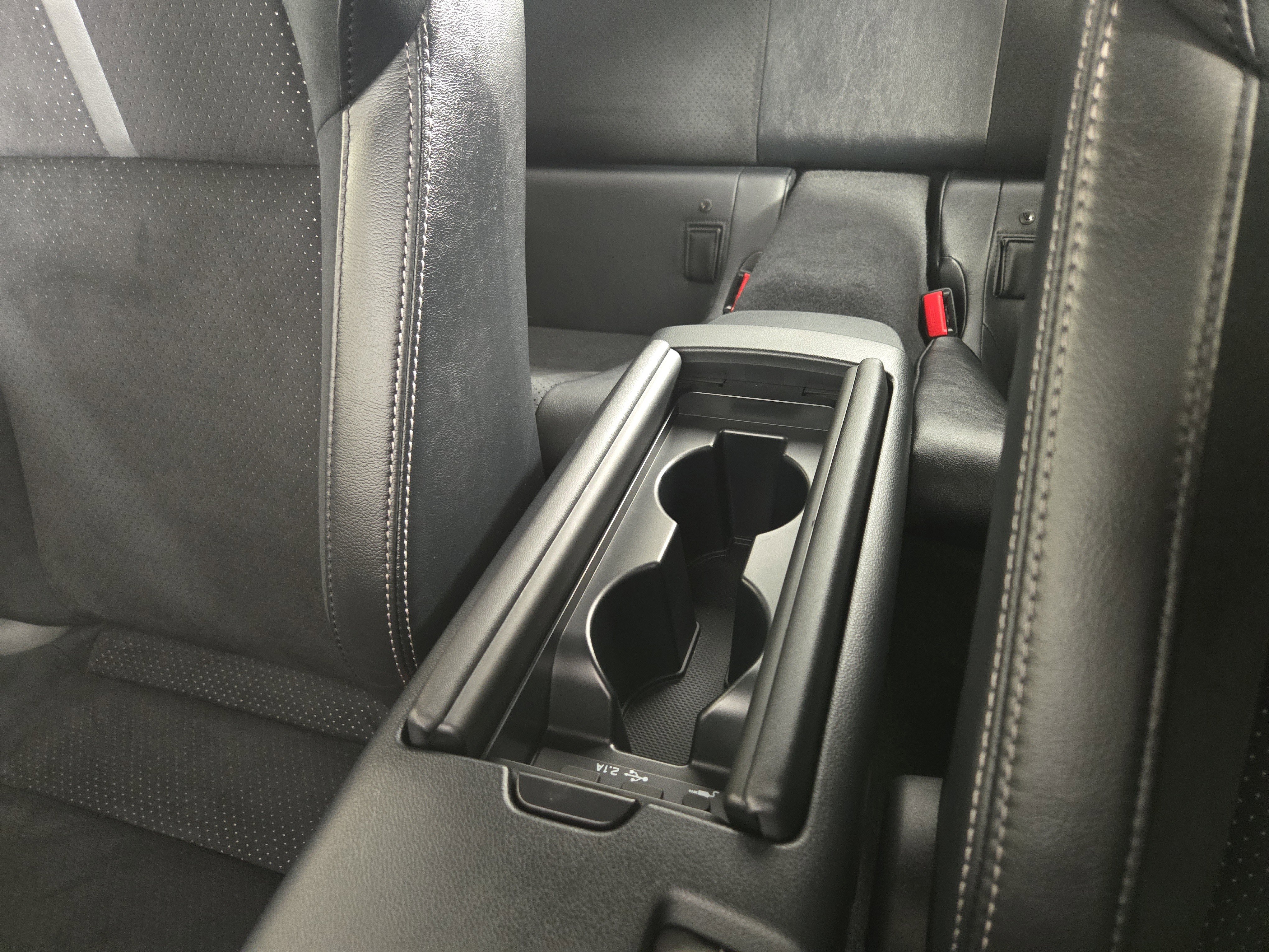 Used 2025 Toyota GR86 Premium w/ ALL Weather Mat Package (TMS) image 26