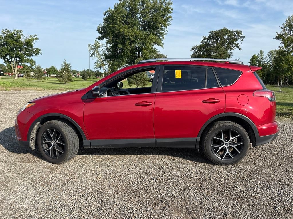 Used 2016 Toyota RAV4 SE AWD/4WD image 7