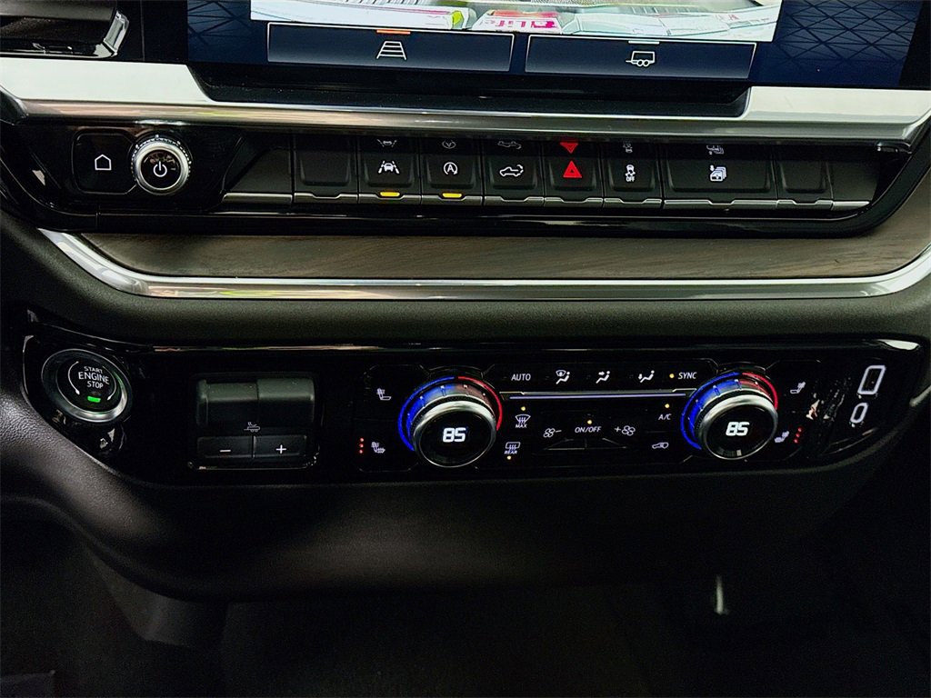 Used 2025 GMC Sierra 1500 SLT image 7