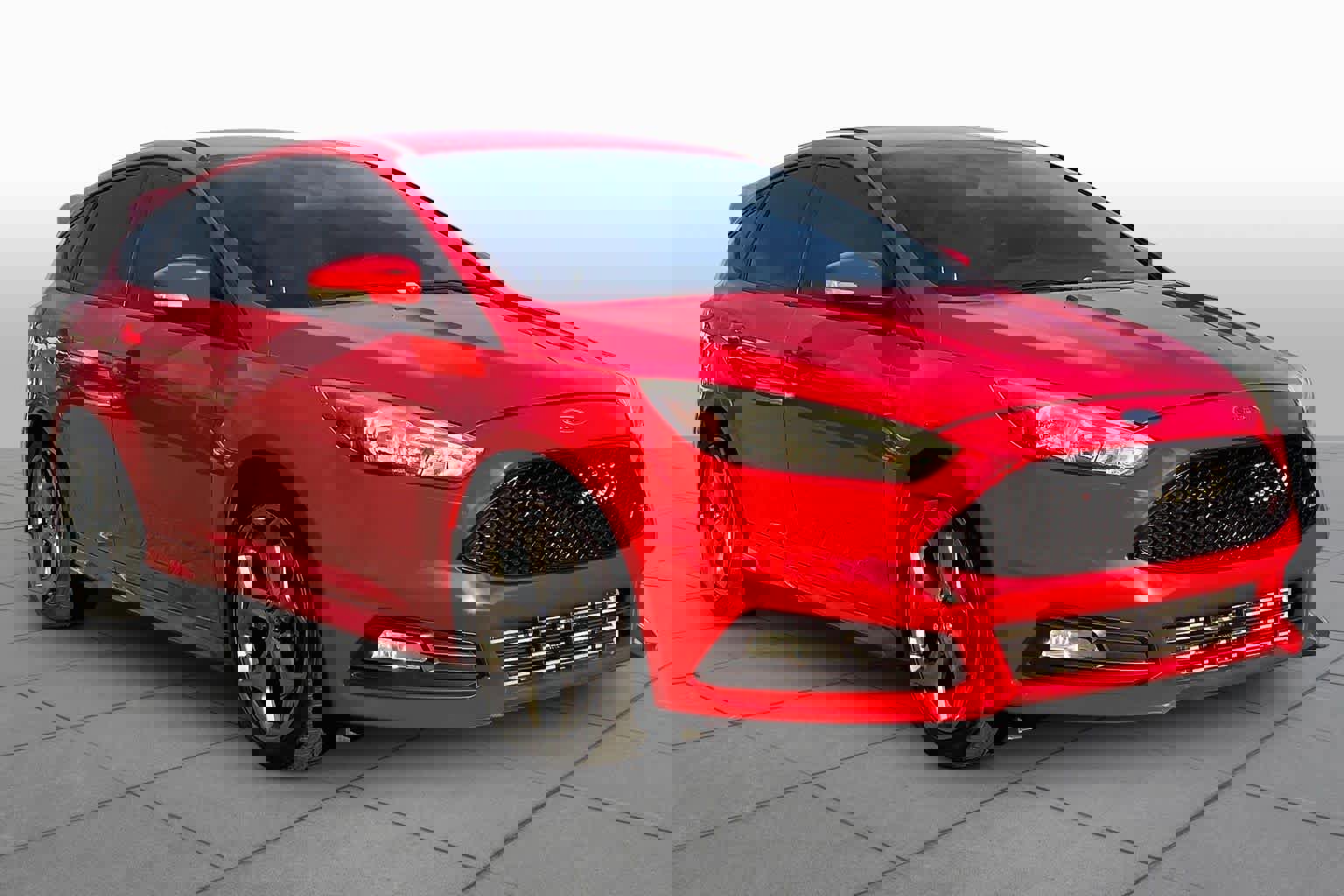 Used 2015 Ford Focus ST FWD image 3