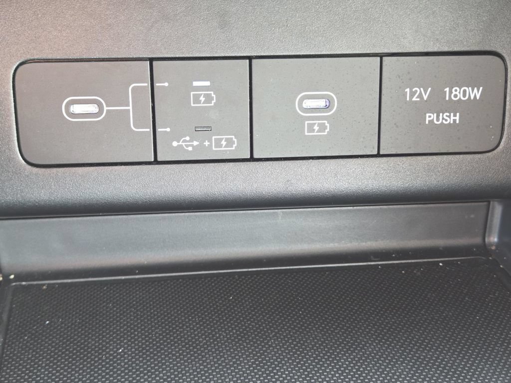 Used 2025 Hyundai Sonata SEL FWD image 28