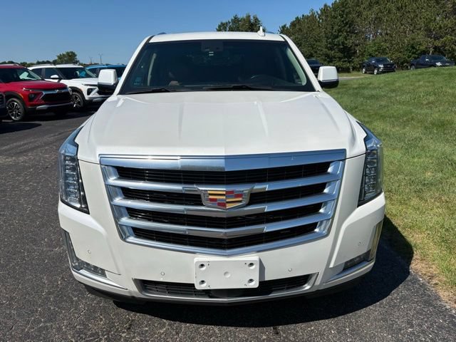 Used 2017 Cadillac Escalade Premium Luxury AWD/4WD image 5