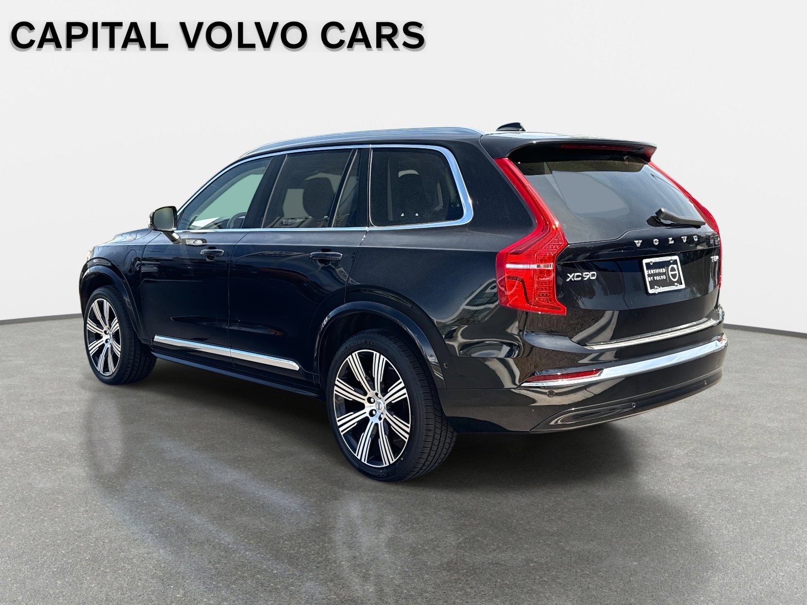 Certified 2025 Volvo XC90 T8 Plus w/ Protection Package Premier image 7