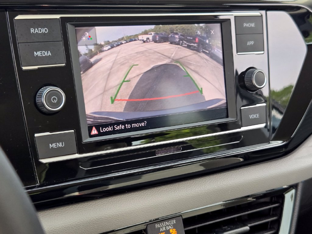 Certified 2024 Volkswagen Taos S FWD image 21