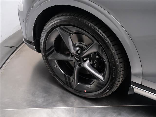 New 2026 Genesis GV70 2.5T Sport Prestige AWD/4WD image 12