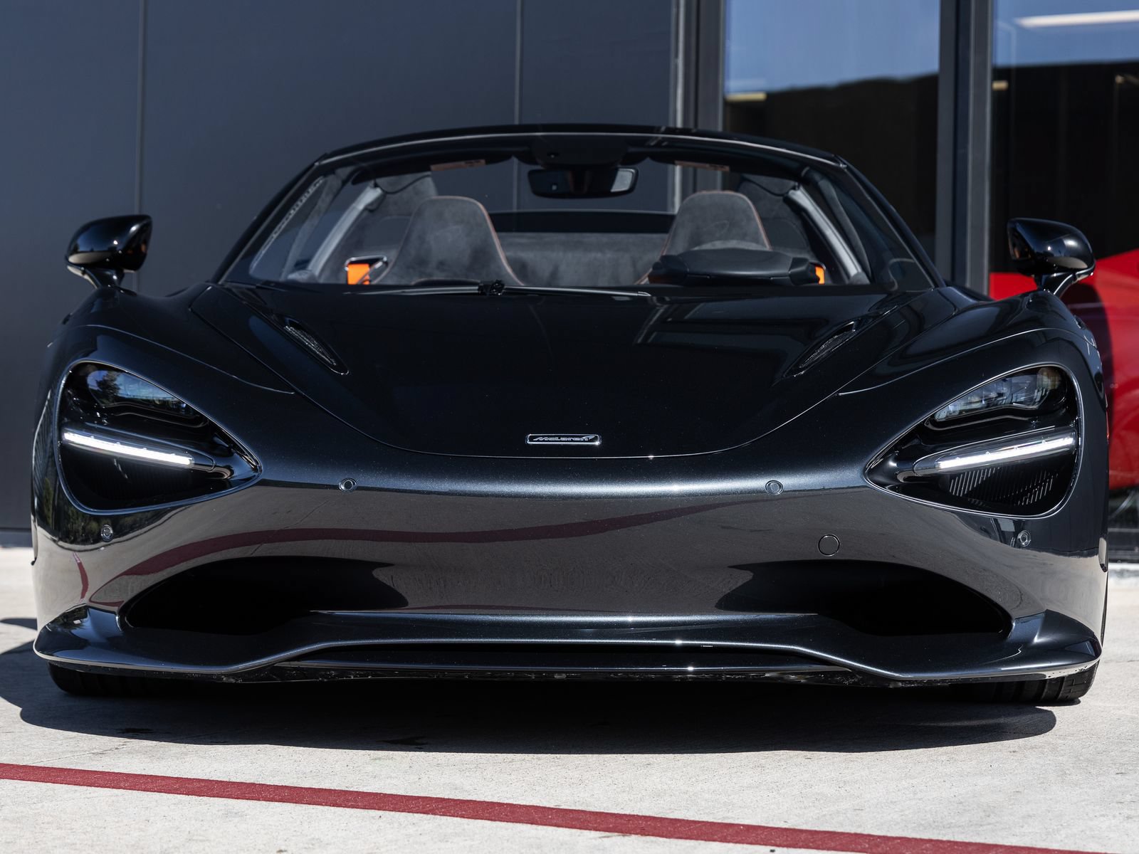 Used 2024 McLaren 750S Spider RWD image 5
