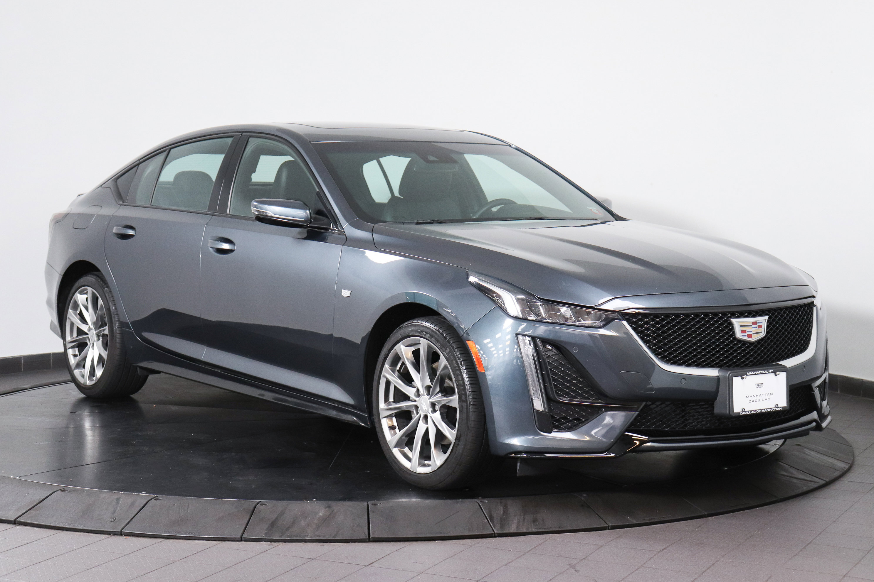 Used 2022 Cadillac CT5 Sport w/ Climate Package image 7