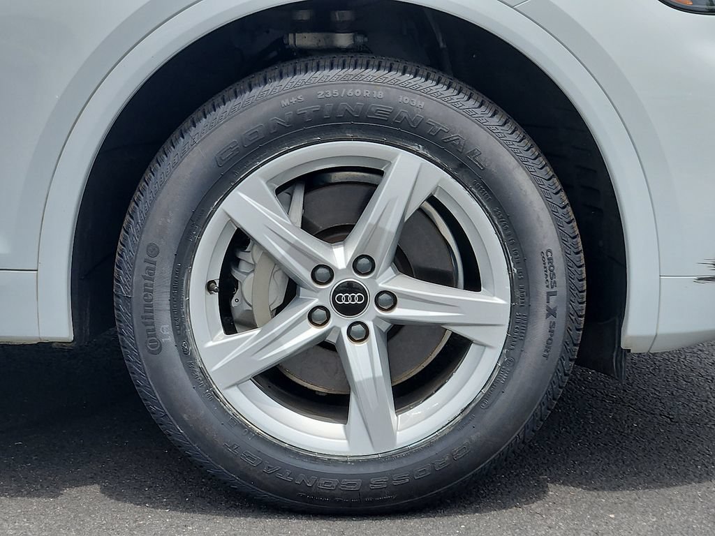 Used 2024 Audi Q5 Premium AWD/4WD image 8