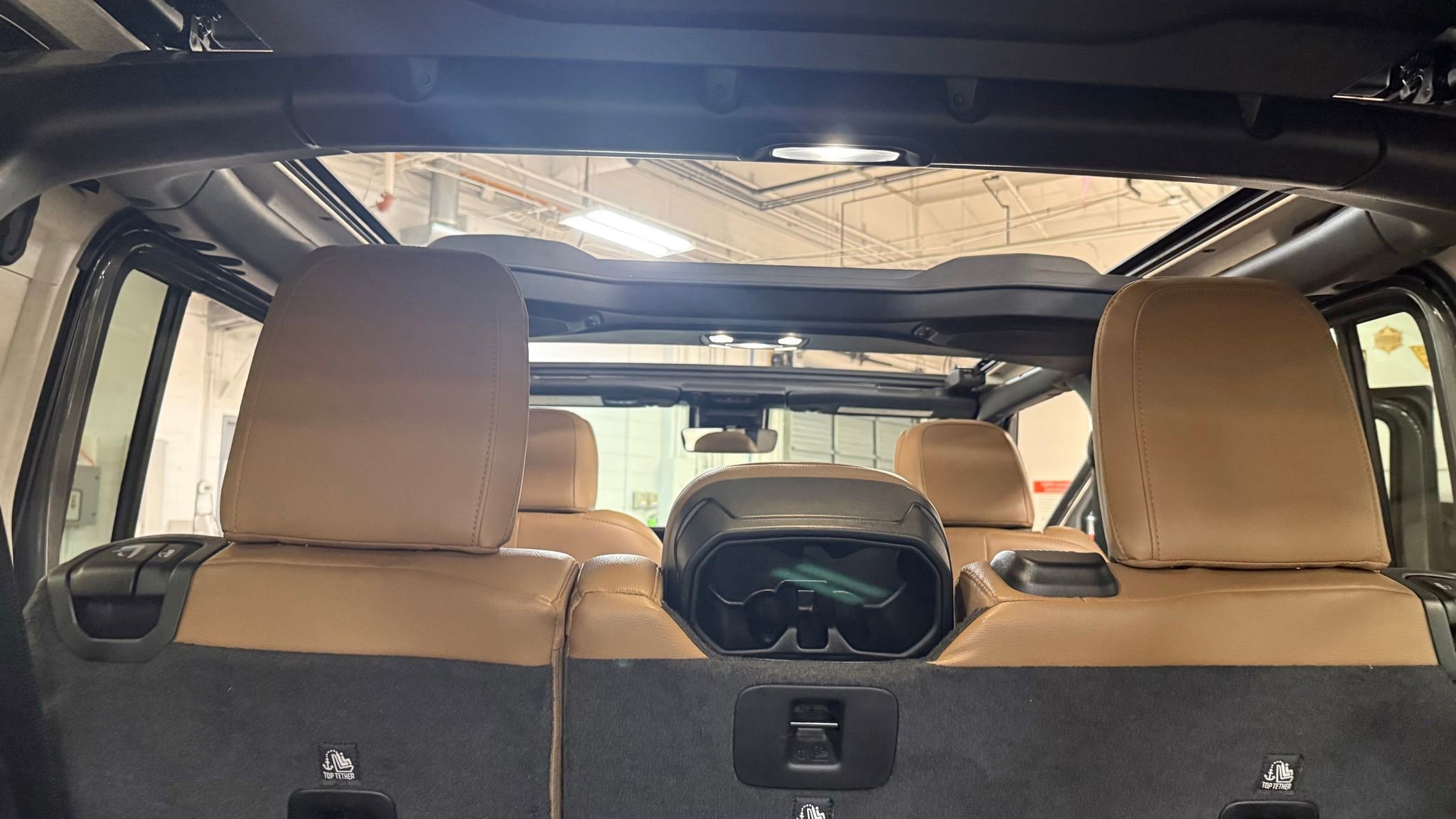 Used 2021 Jeep Wrangler Unlimited Sahara image 31